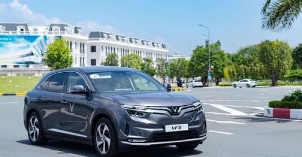 VinFast chốt thời điểm nhận xe - sẵn sàng hoàn tiền và hỗ trợ thêm 20% cho khách hàng không còn nhu cầu mua xe điện